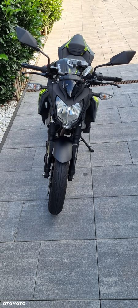 Kawasaki Z - 4