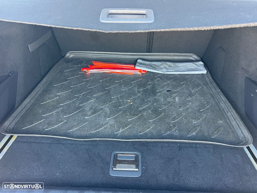 Peugeot 308 SW 1.2 PureTech Style - 18