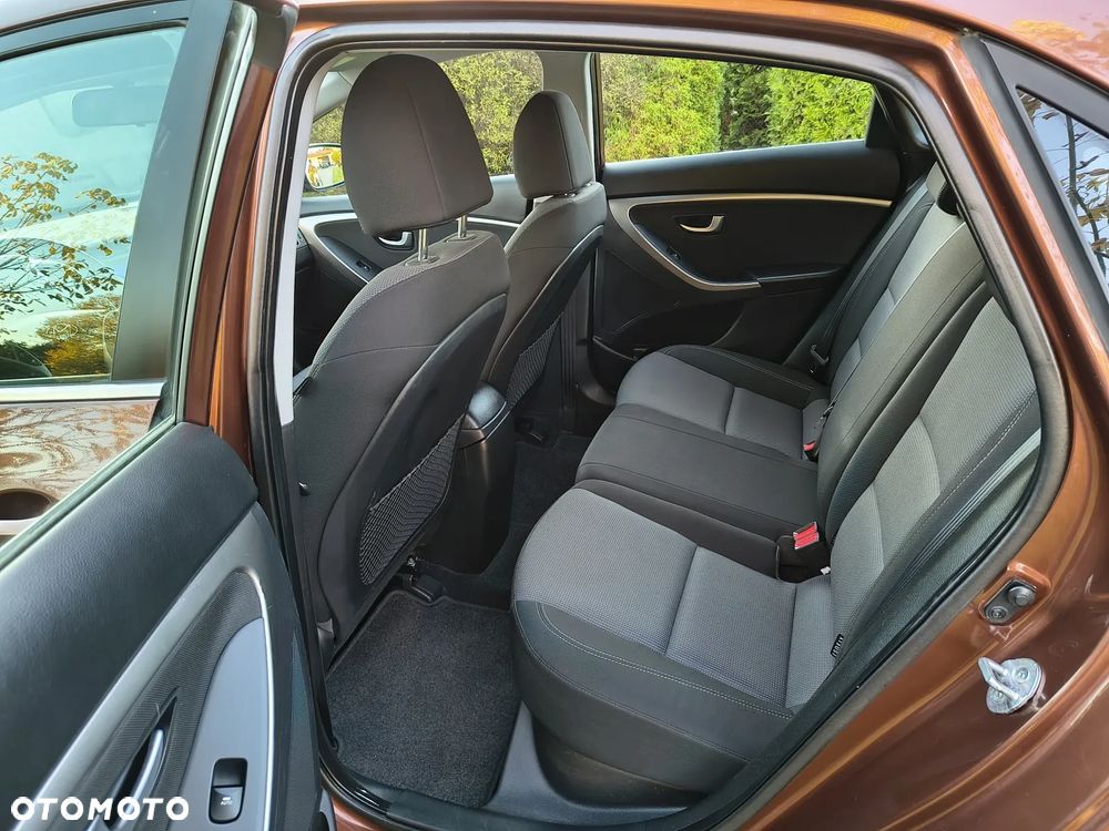 Hyundai i30 1.6 CRDi Style - 13