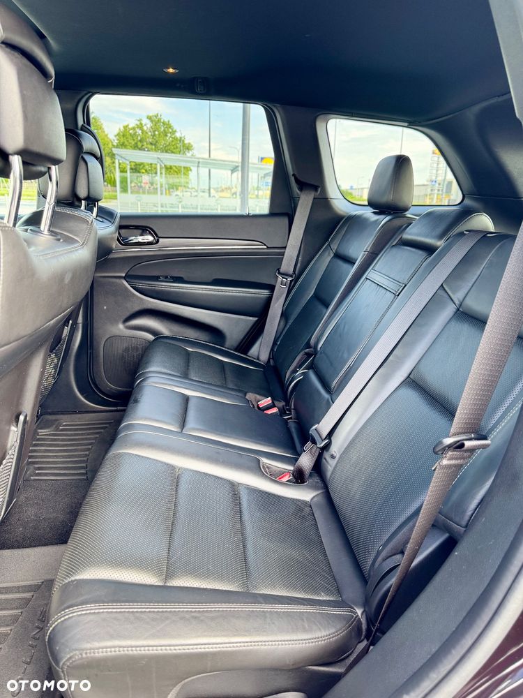 Jeep Grand Cherokee - 14