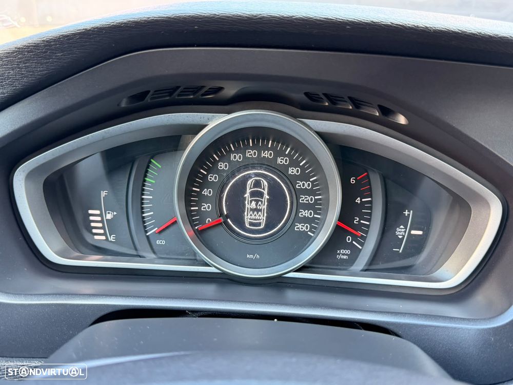 Volvo V40 2.0 D2 Momentum - 7