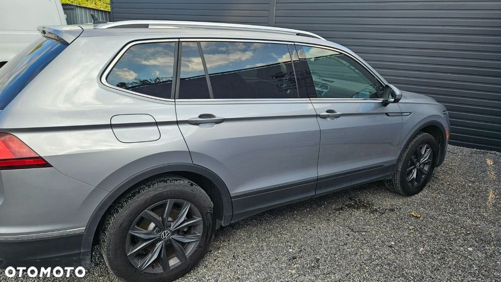 Volkswagen Tiguan - 29