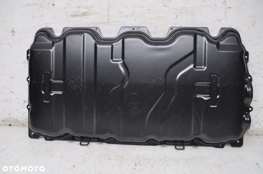 BMW G20 330e 2.0 OSŁONA ZBIORNIK PALIWA 19R - 1