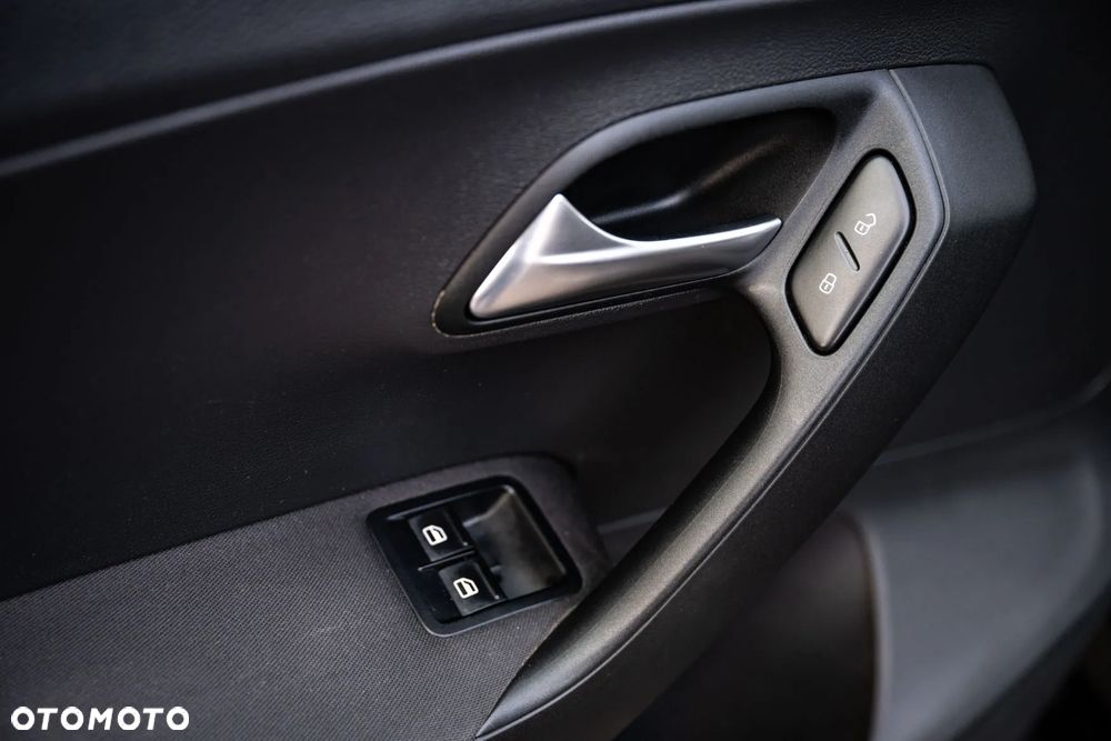 Volkswagen Polo 1.2 Comfortline - 11