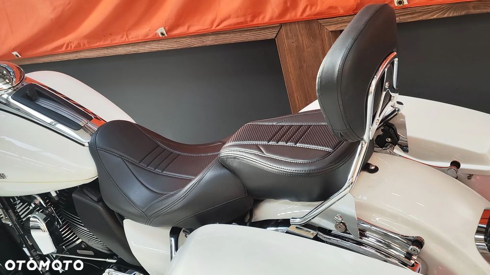 Harley-Davidson Touring Ultra Limited - 30