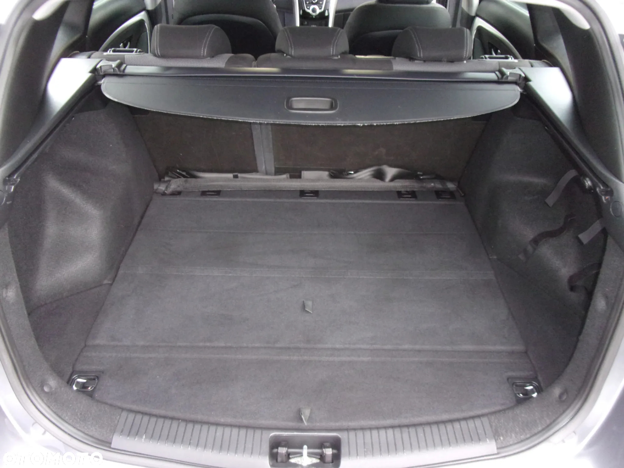 Hyundai i30 1.6 Automatik Style - 34