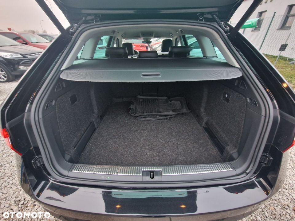 Skoda Superb 1.6 TDI Ambition DSG - 29