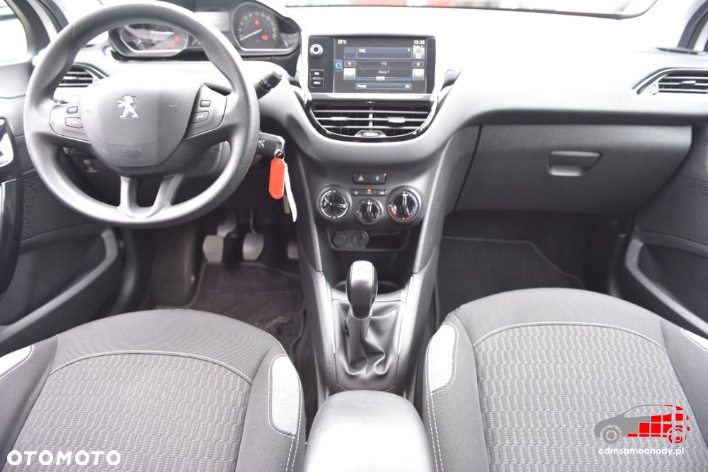 Peugeot 208 - 21