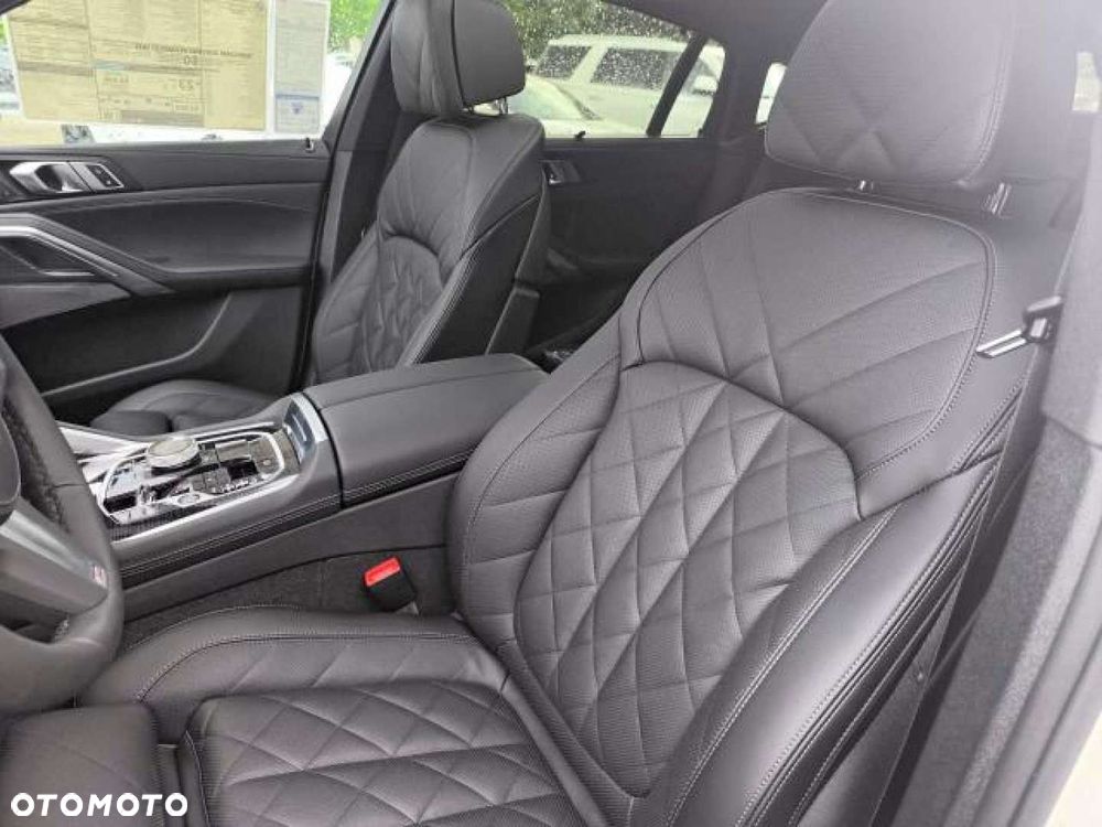 BMW X6 - 13