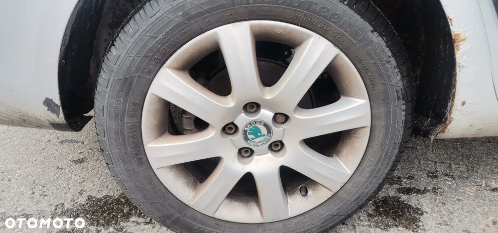 Skoda Fabia 1.9 tdi 2009 rok maska,klapa,blotnik,drzwi,lampa,kola,felgi,silnik - 14