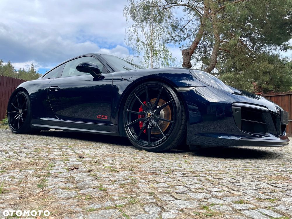 Porsche 911 - 25