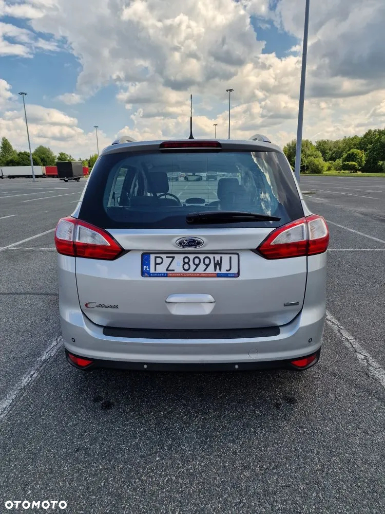 Ford Grand C-MAX - 4