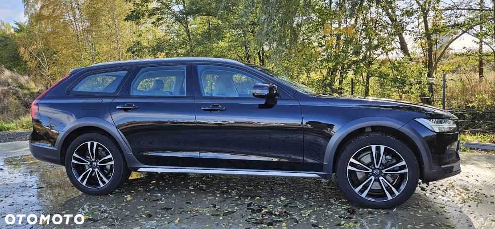 Volvo V90 Cross Country B5 D AWD Pro - 9