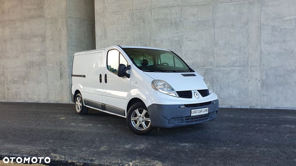 Renault Trafic - 1