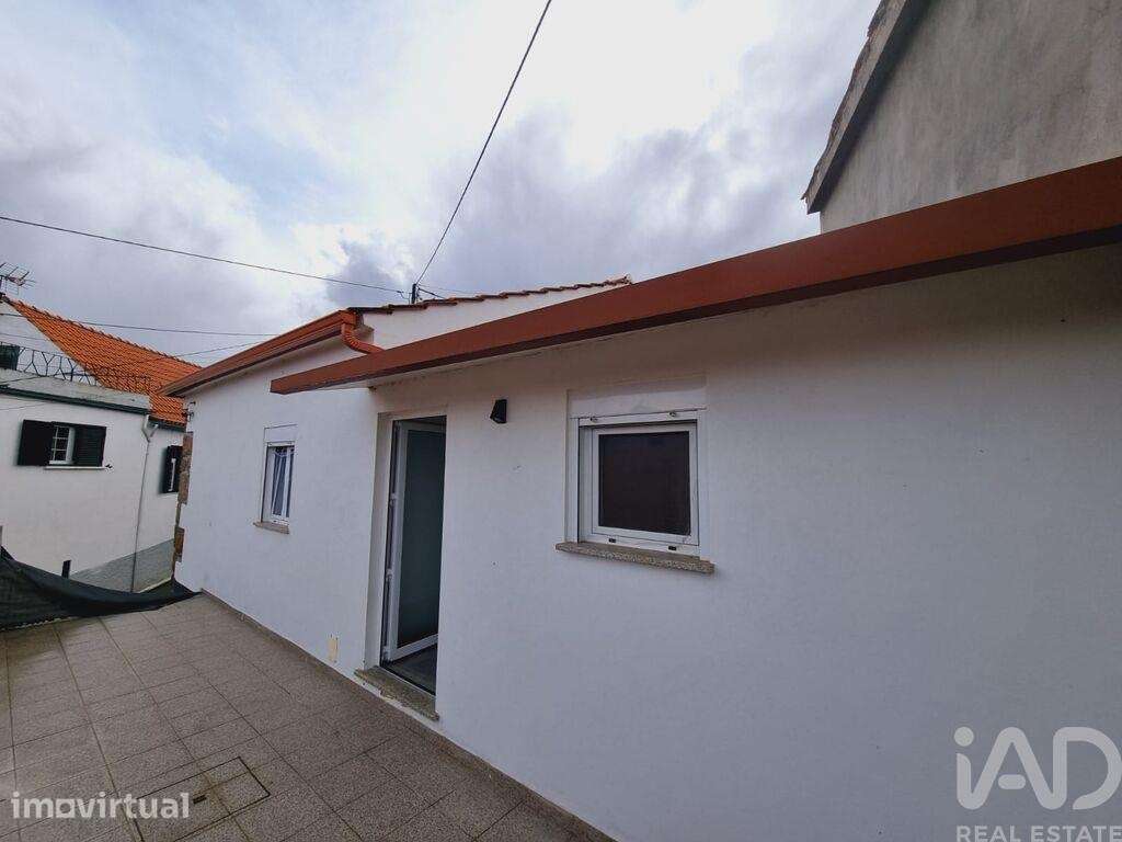 Casa / Villa T2 em Mouraz e Vila Nova da Rainha - Grande imagem: 2/24