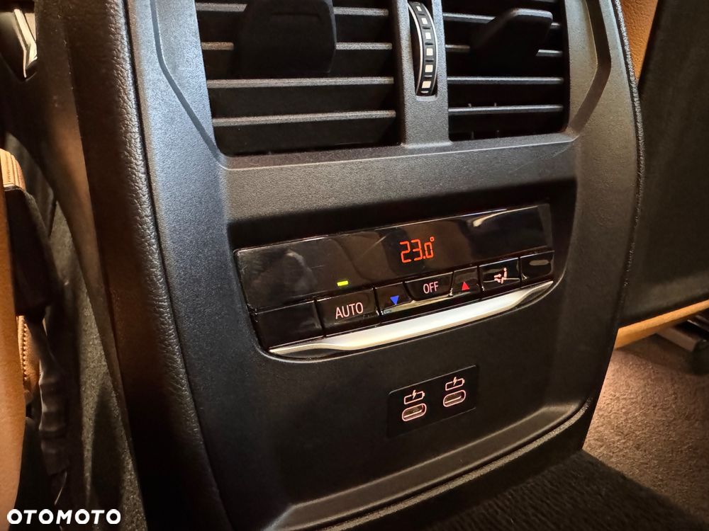 BMW Seria 3 320d xDrive mHEV M Sport sport - 29