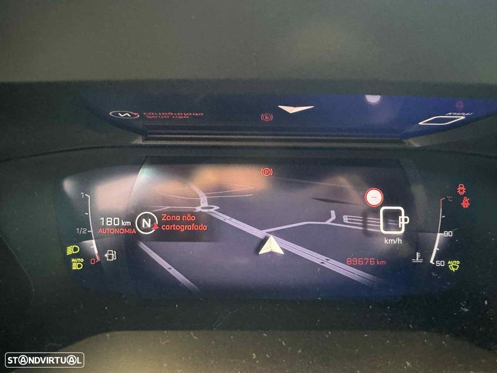 Peugeot 2008 1.2 PureTech GT EAT8 - 12