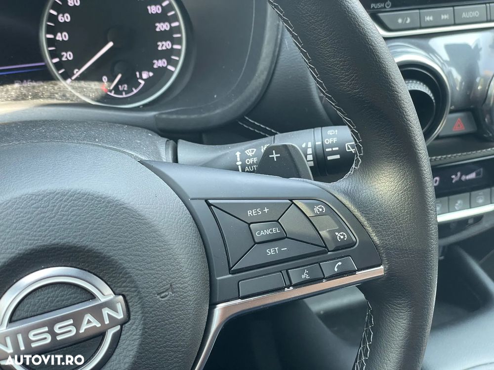 Nissan Juke DIG-T 114CP 7DCT N-Connecta - 12