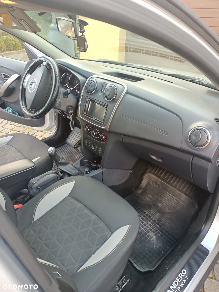 Dacia Sandero Stepway - 11