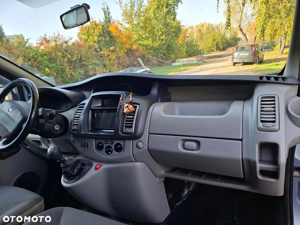 Renault Trafic - 14