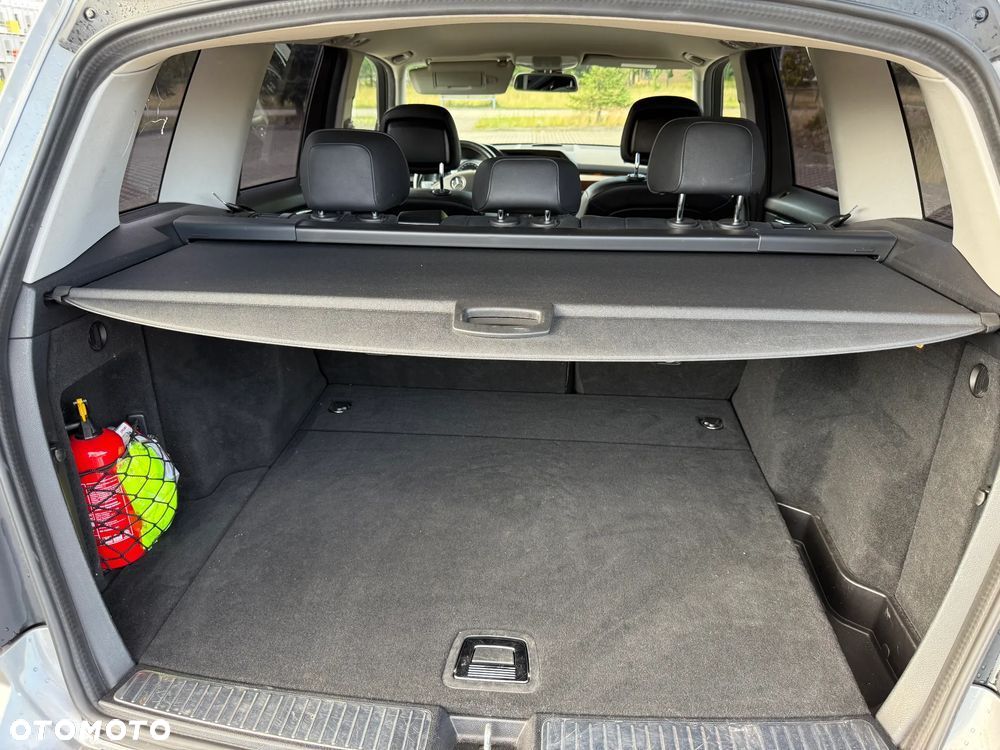 Mercedes-Benz GLK 220 CDI (BlueEFFICIENCY) - 10