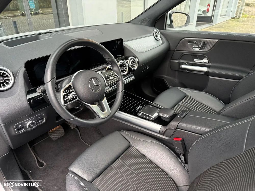 Mercedes-Benz EQA 300 4Matic - 13