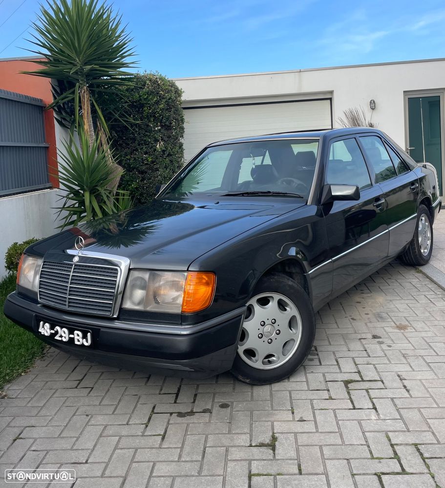 Mercedes-Benz W124 (1984-1997) 300 D Turbo - 1