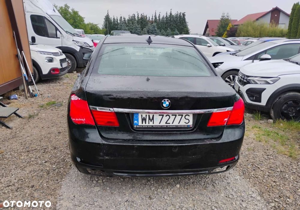 BMW Seria 7 - 26