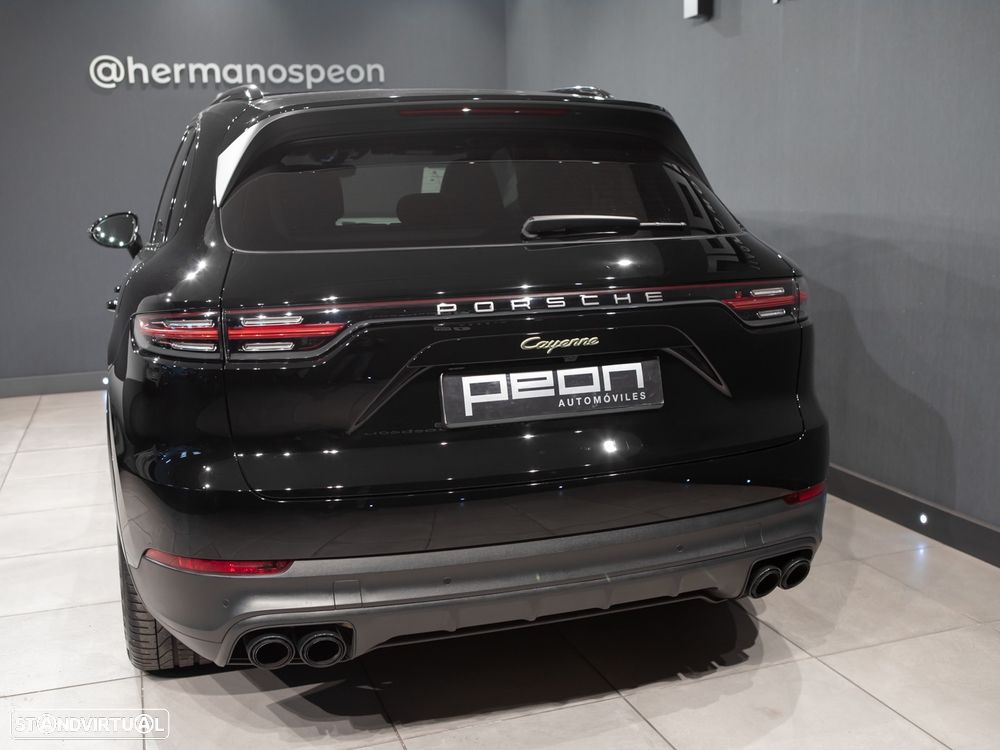 Porsche Cayenne E-Hybrid Platinum Edition - 16