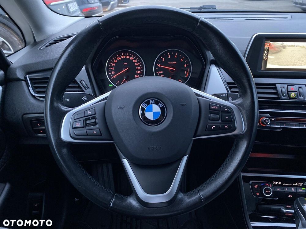 BMW Seria 2 218i - 14