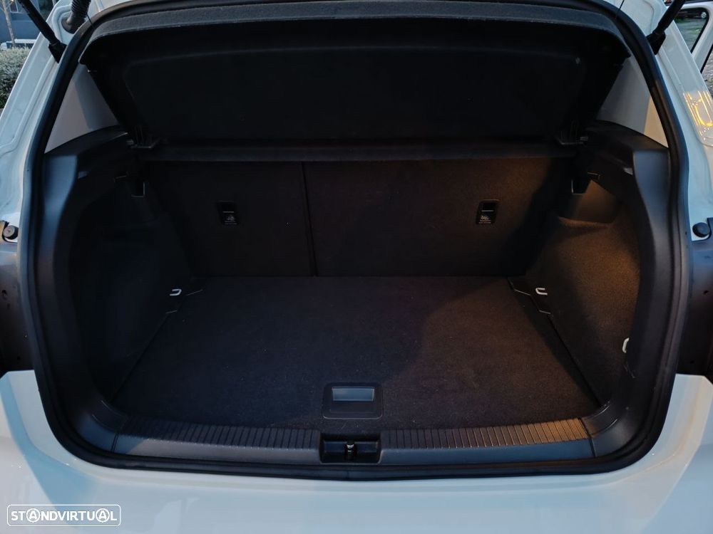 VW T-Cross 1.0 TSI Life - 16