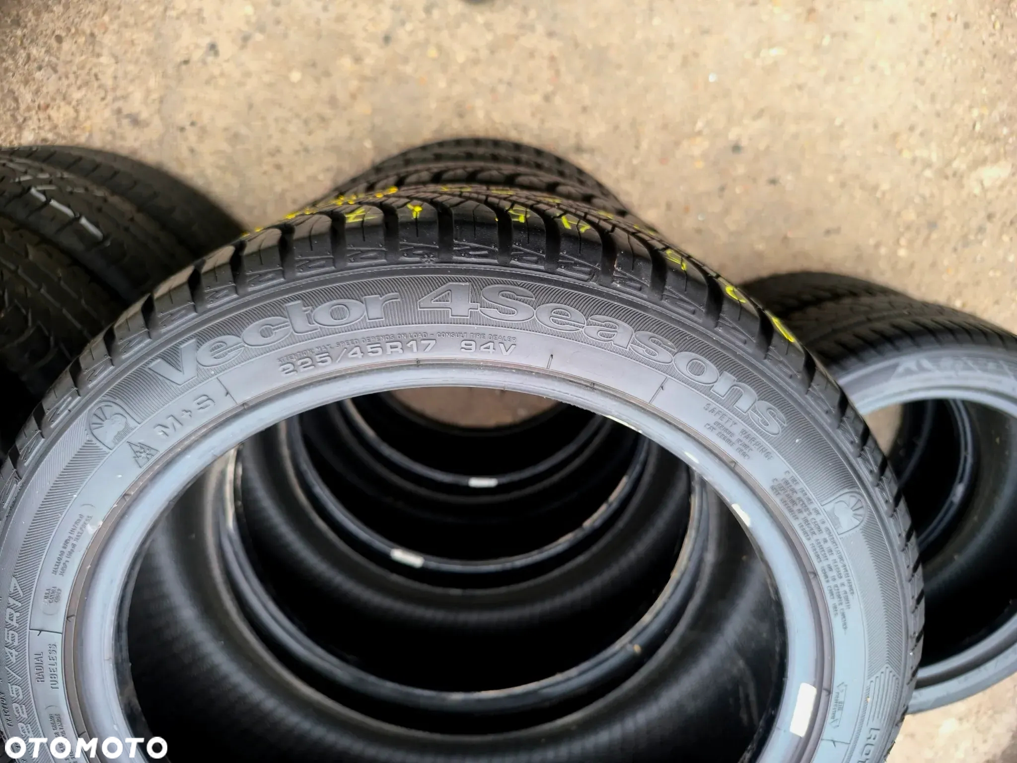 225/45R17 94V Opony Całoroczne Wielosezonowe Goodyear Vector 4Seasons 6mm Legnica ALU-RAD 225/45 - 10
