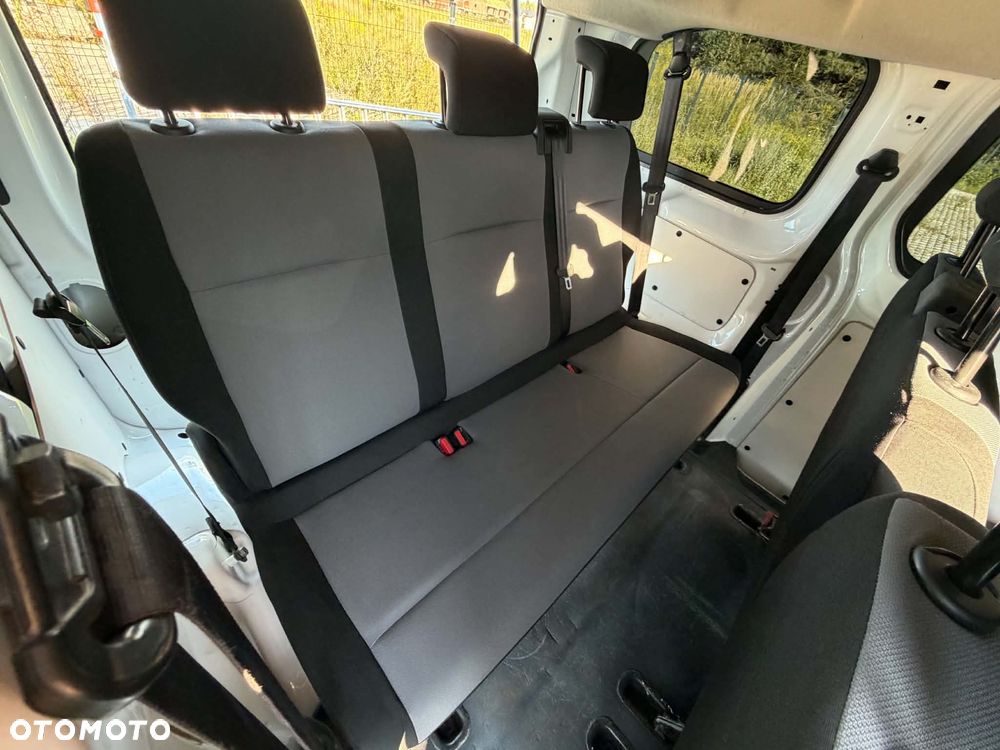 Peugeot Expert ver-standard-3-0t-premium-bryg- - 11