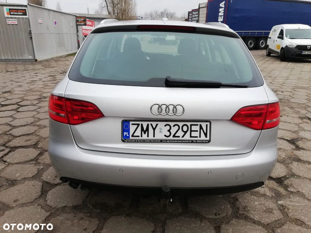 Audi A4 Avant 2.0 TDI DPF S line Sportpaket - 6