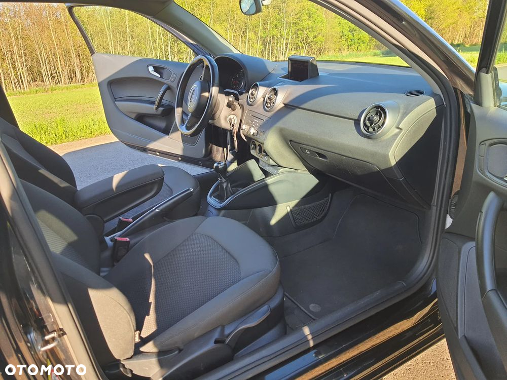 Audi A1 1.6 TDI Ambition - 21
