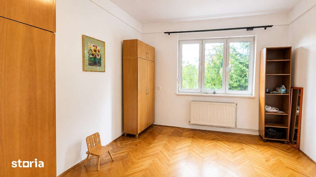 De închiriat apartament cu 3 camere pe str. Republicii — fotografia 3