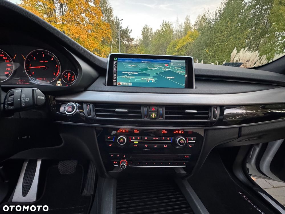 BMW X5 xDrive40d Sport-Aut - 24