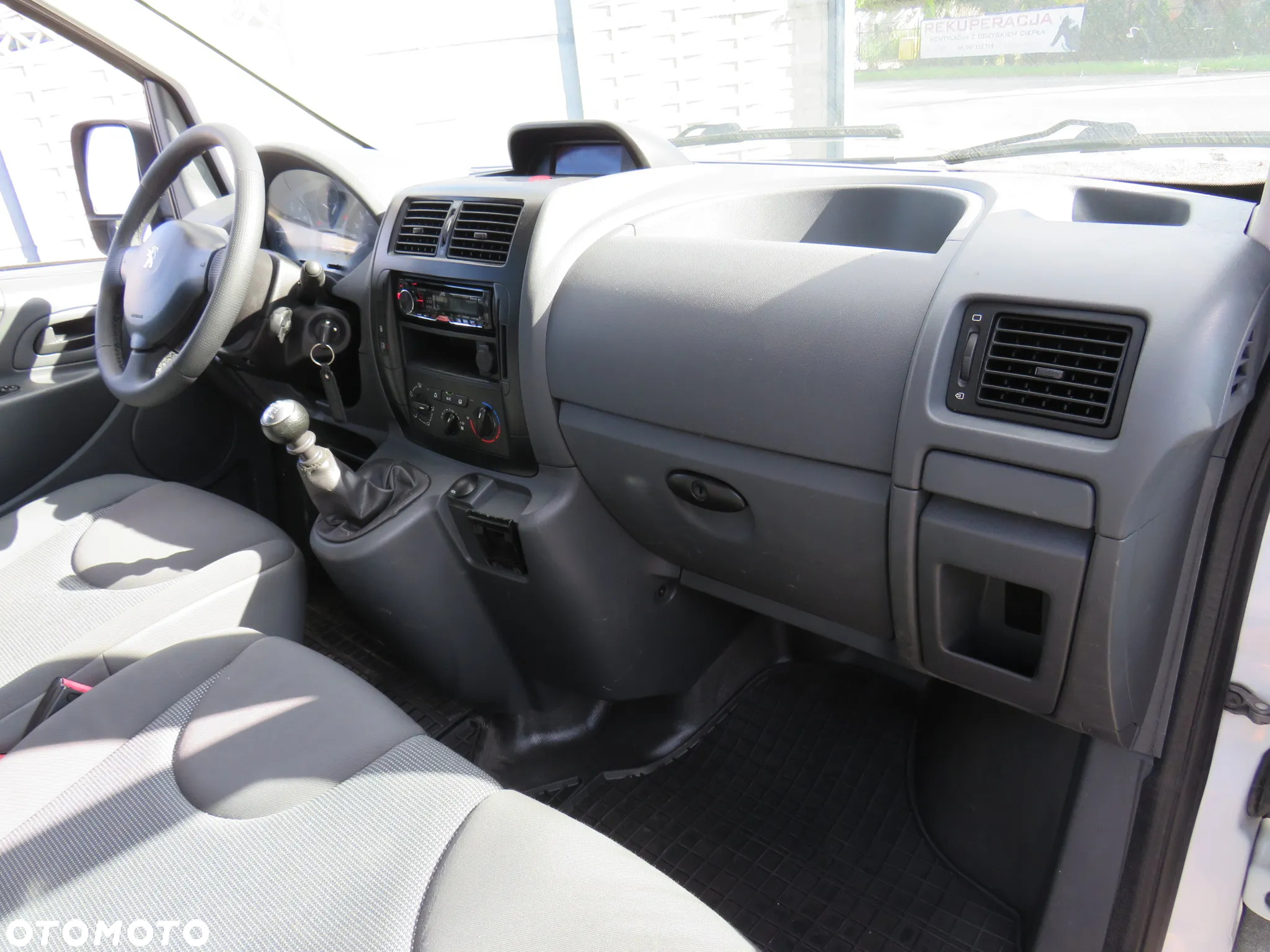 Peugeot Expert Long L2H1 2.0HDI 128Ps - 31