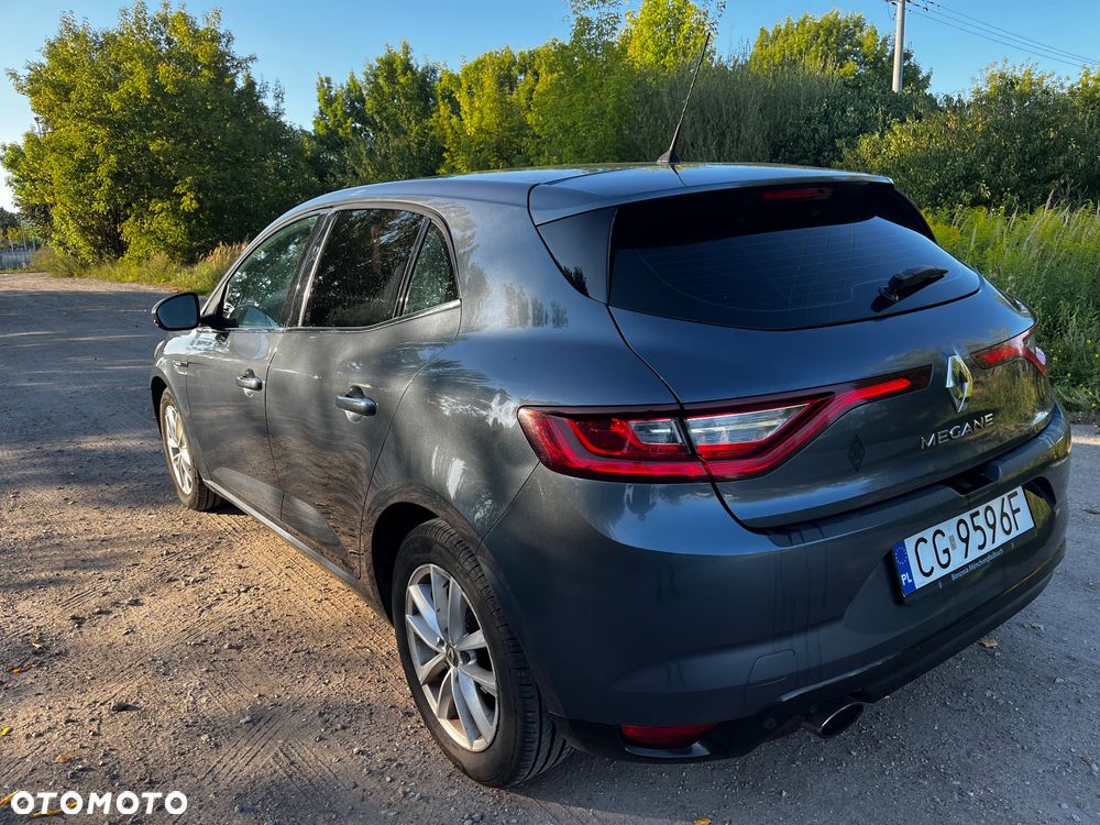 Renault Megane 1.2 Energy TCe Zen - 6