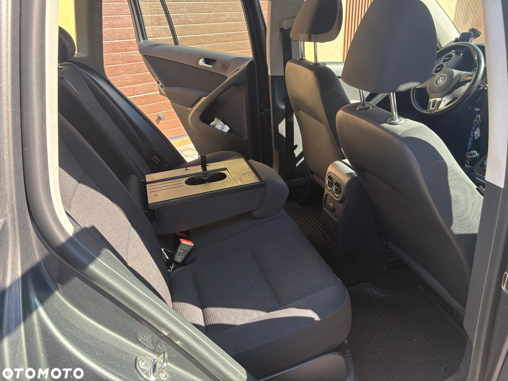 Volkswagen Tiguan - 8