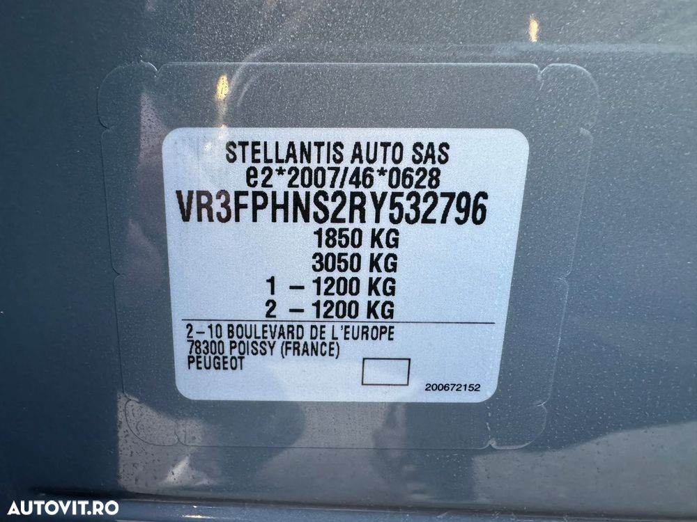 Peugeot 308 1.2 L PureTech Turbo S&S EAT8 Allure Pack - 25