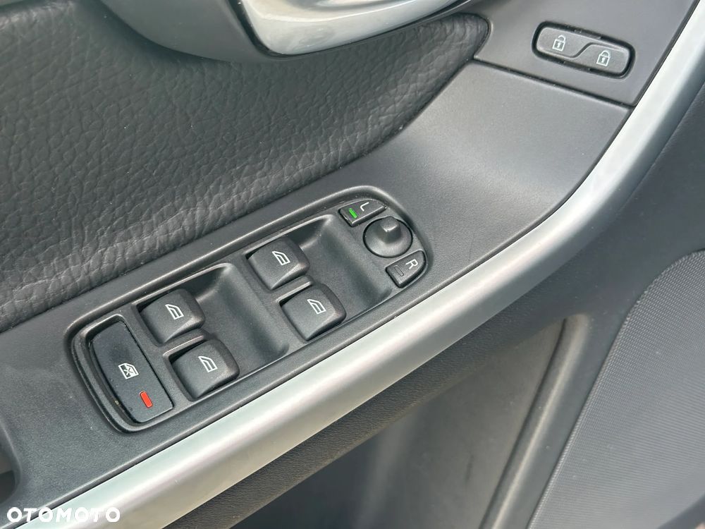 Volvo XC 60 - 19