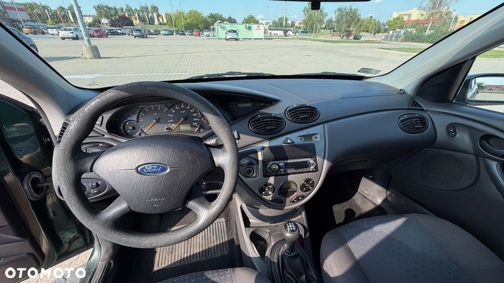 Ford Focus - 16