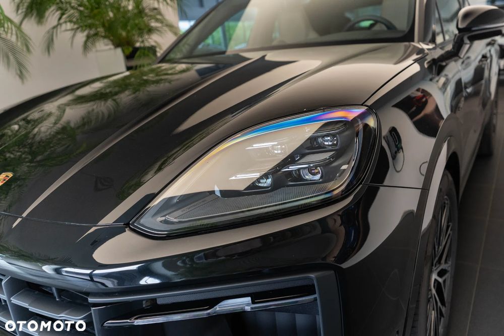 Porsche Cayenne E-Hybrid - 38