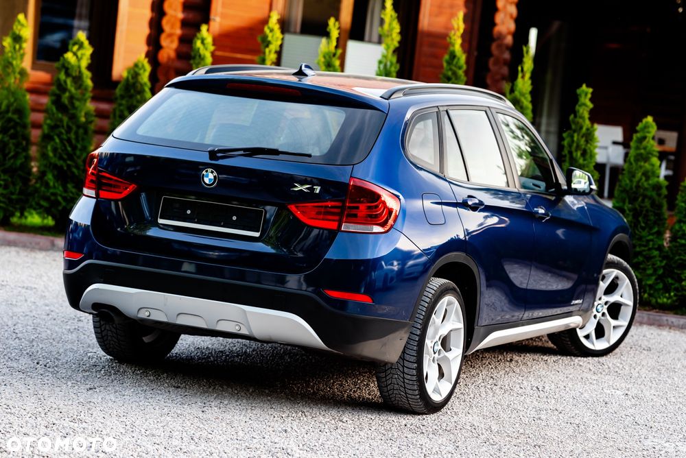 BMW X1 xDrive20d xLine - 9