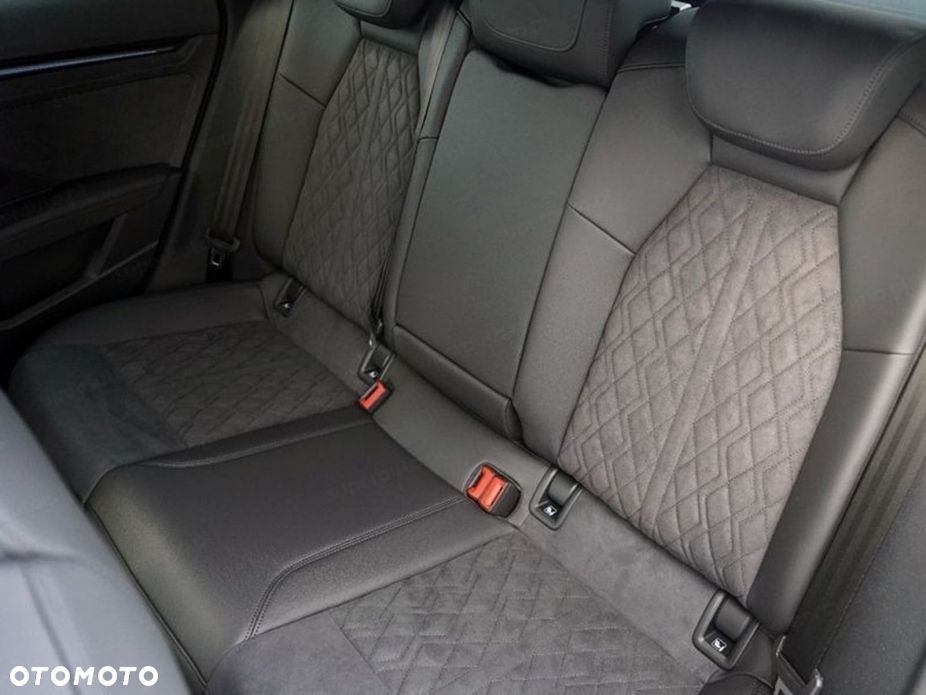 Audi RS3 Limousine TFSI Quattro S tronic - 17