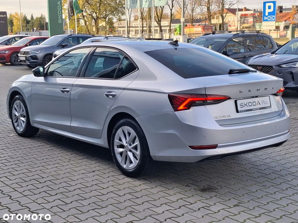 Skoda Octavia 1.5 TSI ACT Ambition - 4