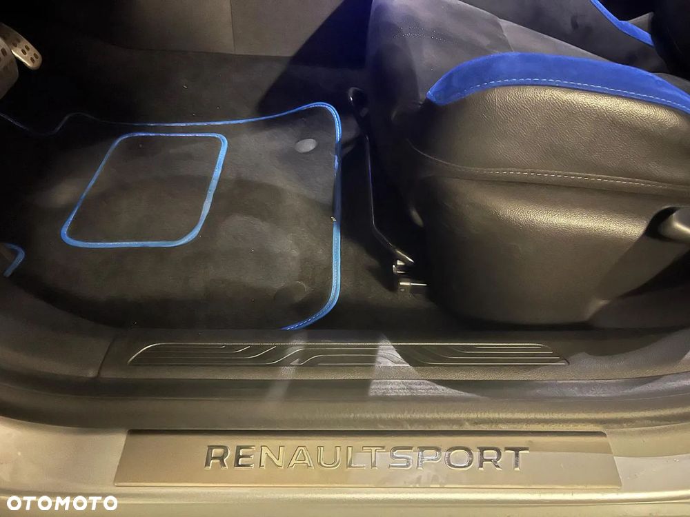 Renault Megane ENERGY dCi 165 EDC GT - 29