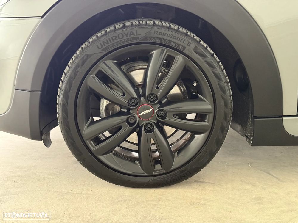 MINI 3 Portas Cooper D Aut. - 21