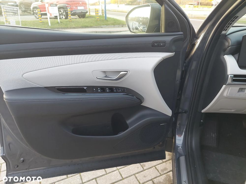 Hyundai Tucson 1.6 T-GDi HEV Platinum 2WD - 11